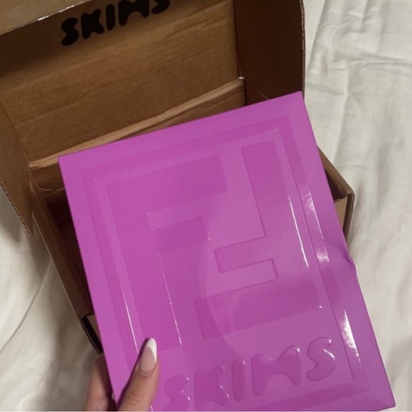 Fendi X Skims Bodysuit - Picture 6 of 7